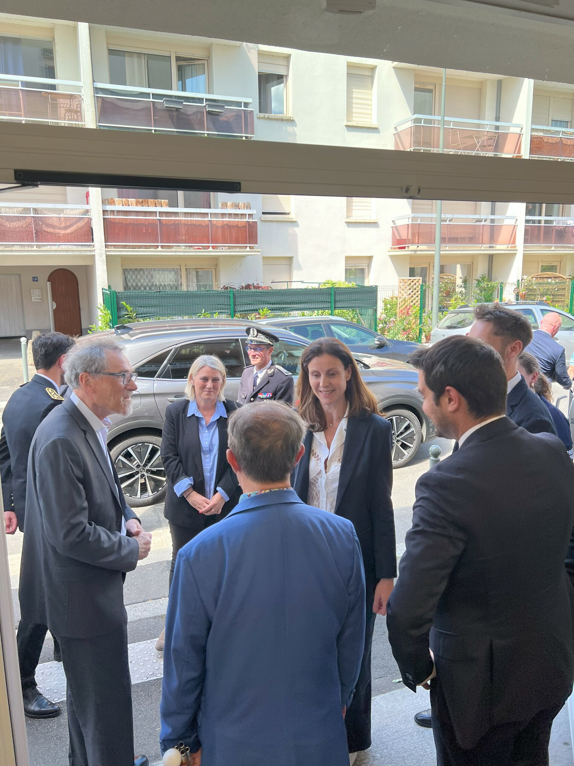 Accueil de la Ministre par Michel Brard